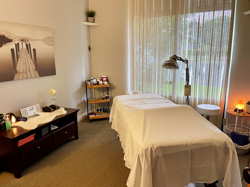 acupuncture-treatment-room